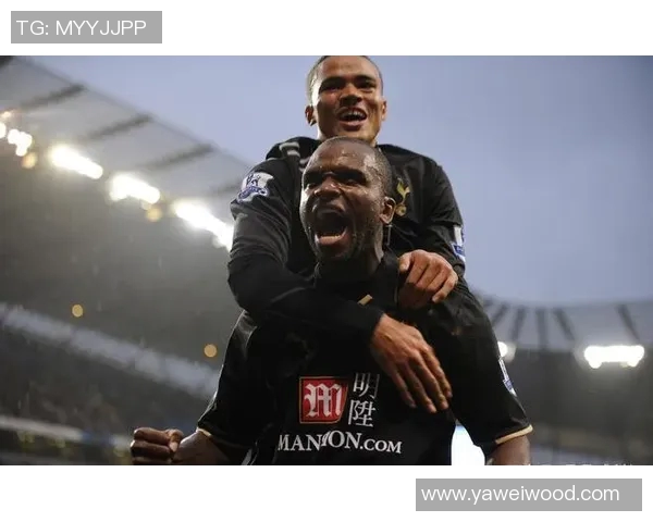 达伦本特盛赞迪福巅峰表现超越曼联所有前锋能力出众