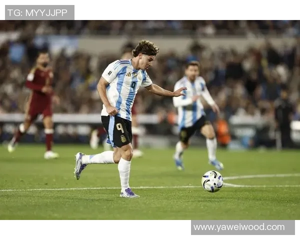 阿根廷队狂胜五球梅西妙传冈萨雷斯助攻劳塔罗轻松破门