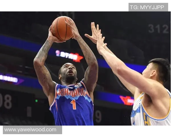 媒体人透露达拉斯摩尔已正式加盟吉林男篮开启新征程