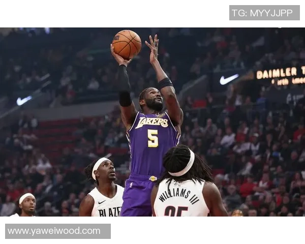 湖人新赛季战绩喜人七套首发阵容助力老詹缺阵仍能赢球