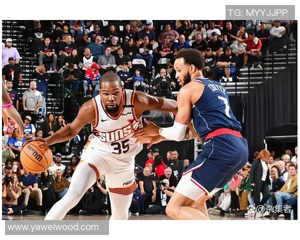 哈登首节表现抢眼送出8助攻3分3篮板助力球队攻防转换 哈登首节表现抢眼送出8助攻3分3篮板助力球队攻防转换