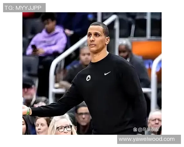 怀特谈马祖拉理念强调多元影响赢球不应以投篮表现自我定义