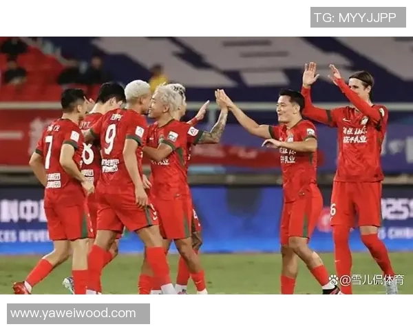 河南队凭借定位球进攻本赛季打入29球领跑中超球队展现强大实力