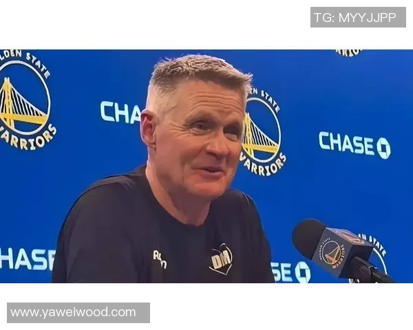 勇士半场领先太阳19分穆迪库里合力发威布克独撑球队